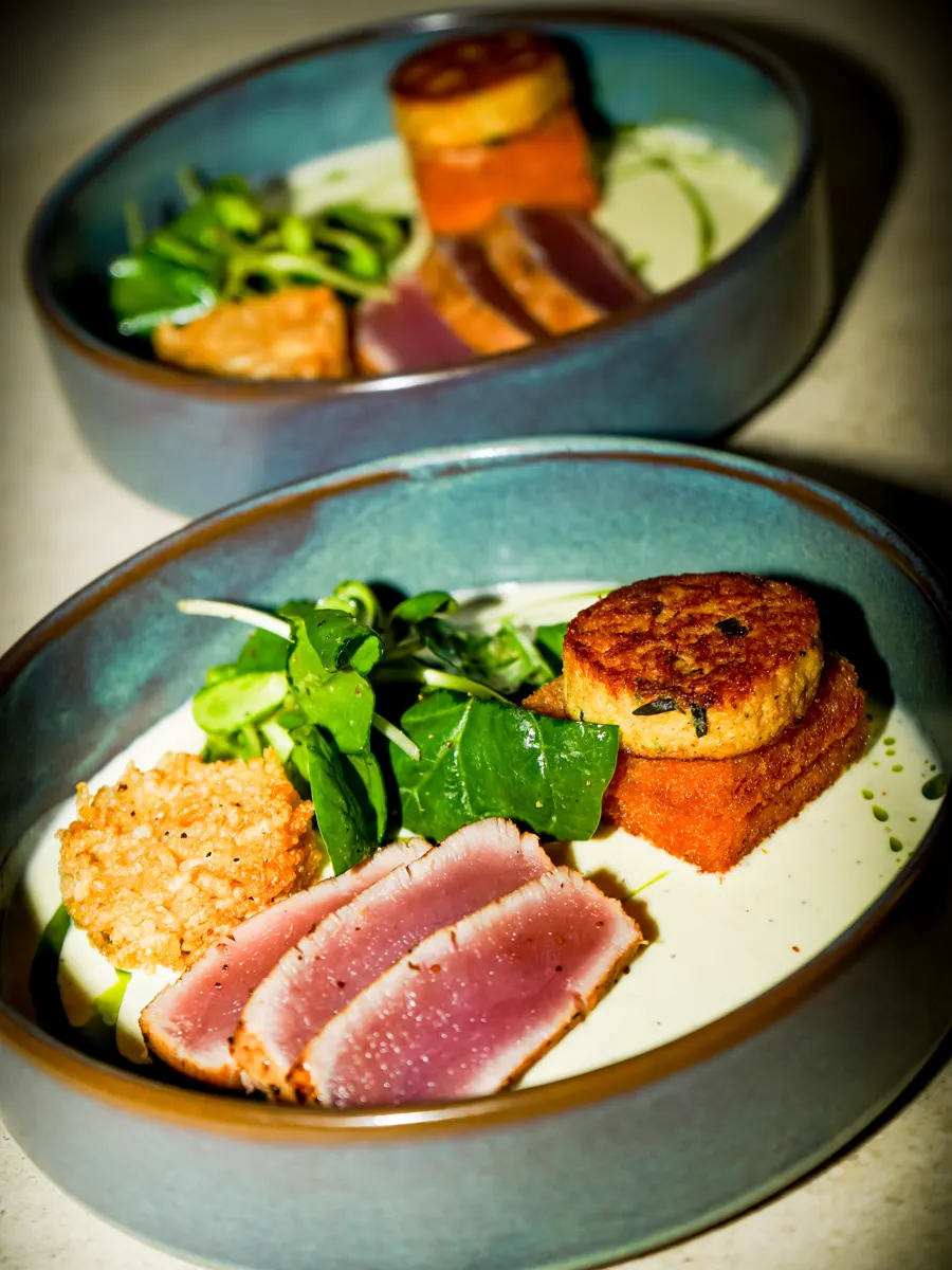 Seared tuna with greens, TAROT kitchen